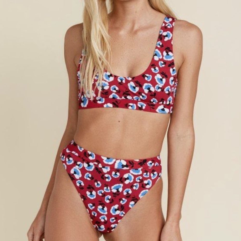 NWT Dippin Daisy's Maroon Floral Print Bikini Top